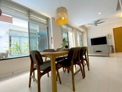 Siak Kew Avenue (D13), Terrace #453807131